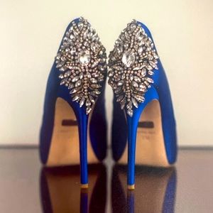 Badgley Mischka heels. Peep-toe platform, cluster of sparkling rhinestones.